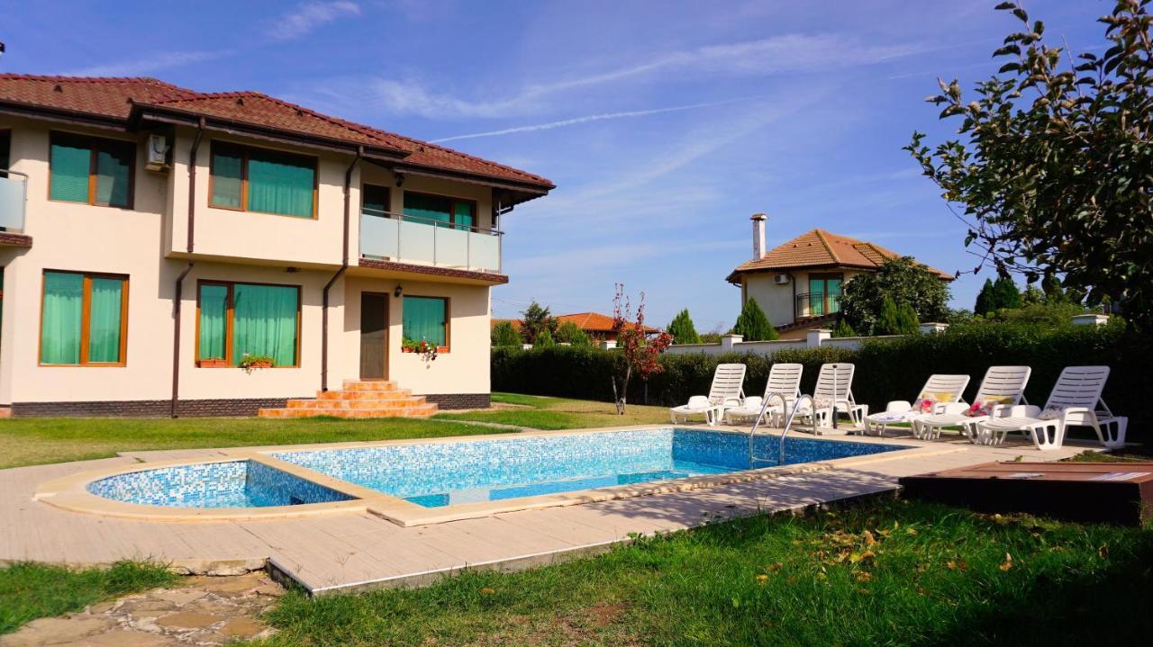 Вила Помело - Family Villa Pomelo Bŭlgarevo Exterior foto