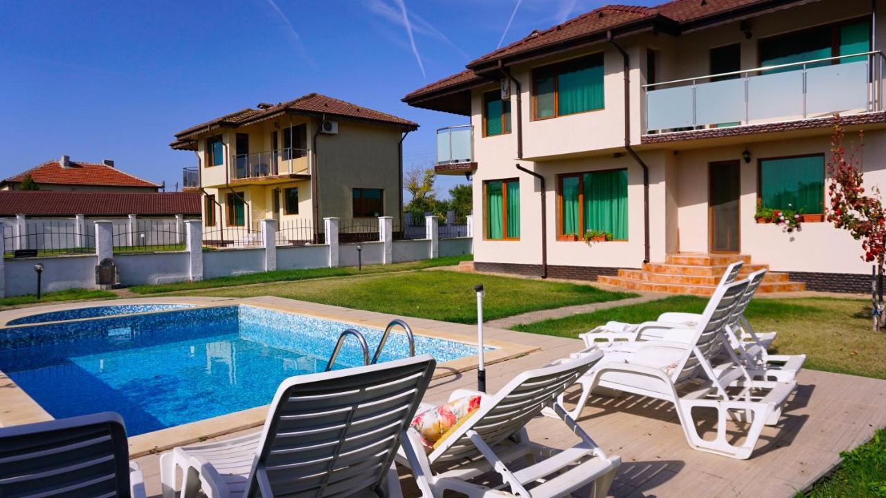 Вила Помело - Family Villa Pomelo Bŭlgarevo Exterior foto
